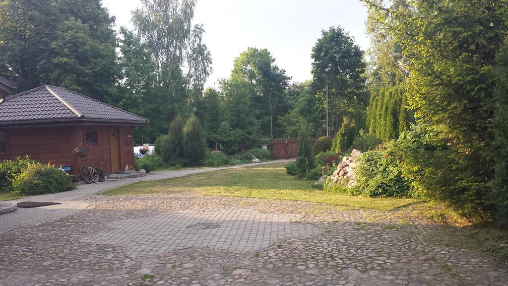 Kwiatowa Zagroda Białowieża Exteriér fotografie